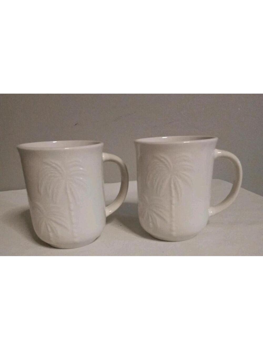 Casual Settings By Oneida Palms Coffee Mugs 8 Oz White Embossed Trees Set of 2
